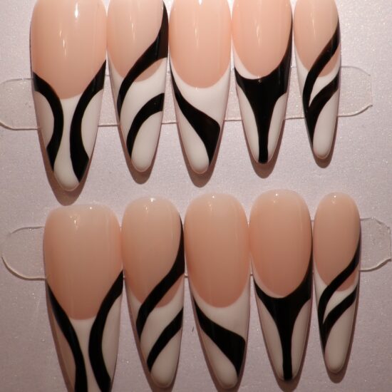 Gossip Press on Nails